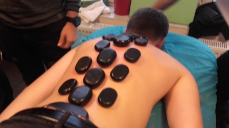 Techniki masażu w klasie dietetyka i fitness